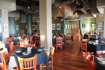 Circles Waterfront Restaurant photo 41