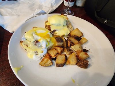 Latitudes Apollo photo 17