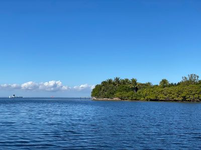 Freedom Boat Club – Ruskin: Antigua Cove photo 8