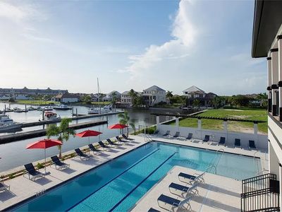 Lennar at Southshore Yacht Club photo 5