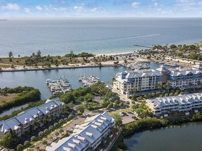 Lennar at Southshore Yacht Club photo 9