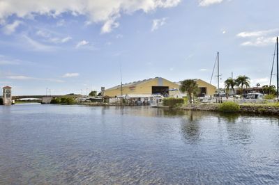 Freedom Boat Club – Venice Marine Max photo 3