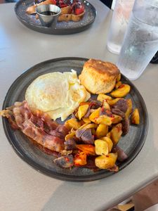 Harbor Bistro and Lounge photo 30