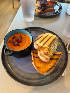 Harbor Bistro and Lounge photo 35