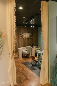 Salon Salon of AMI photo 6