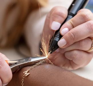 Beach N Braids – Hair and Permanent Jewelry photo 5