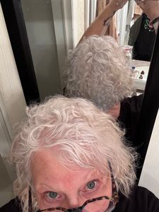 Salon Suites photo 2