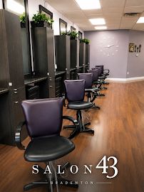 Salon 43