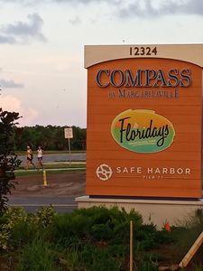 Safe Harbor Pier 77 photo 24