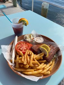 Tide Tables Restaurant and Marina photo 42