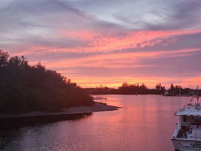 Rusty Bellies Waterfront Grill, Inc. photo 29