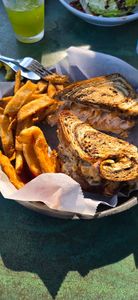 Tarpon Turtle Waterfront Grill & Marina photo 4