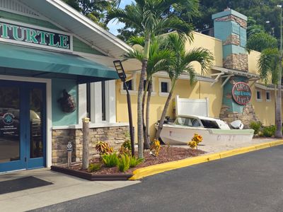 Tarpon Turtle Waterfront Grill & Marina photo 26