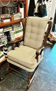 Alexandra’s Custom Upholstery photo 22