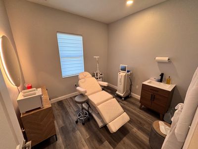 You Glow Aesthetics Tampa